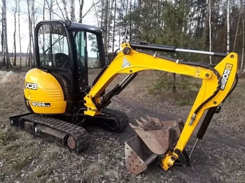 minikoparka-jcb8016cts-rok-2017-2